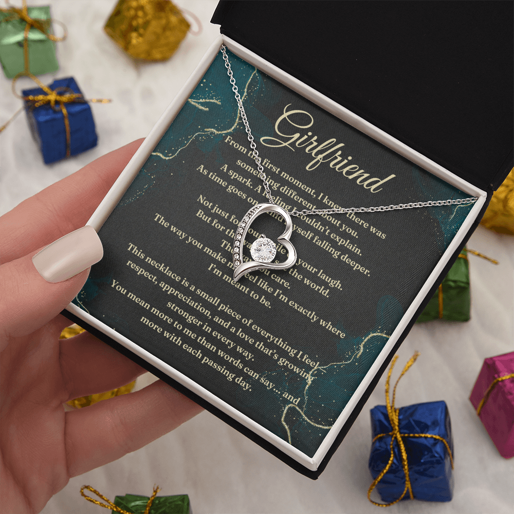 Forever Love Necklace – Romantic Gift for Girlfriend, Anniversary & Birthday Jewelry