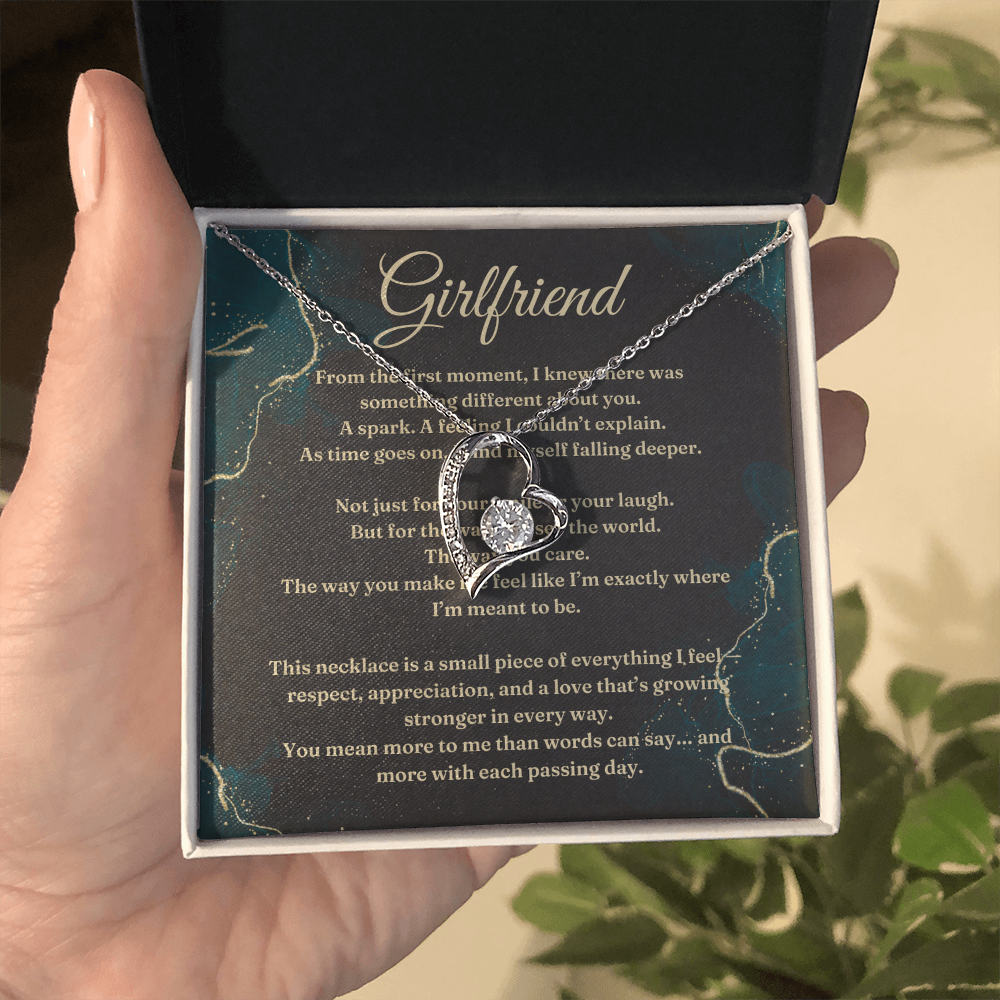 Forever Love Necklace – Romantic Gift for Girlfriend, Anniversary & Birthday Jewelry