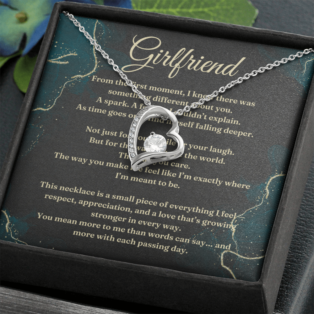 Forever Love Necklace – Romantic Gift for Girlfriend, Anniversary & Birthday Jewelry